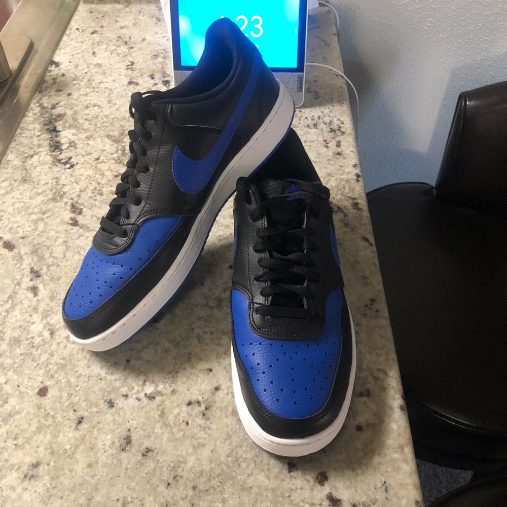 Nike Court Sneakers